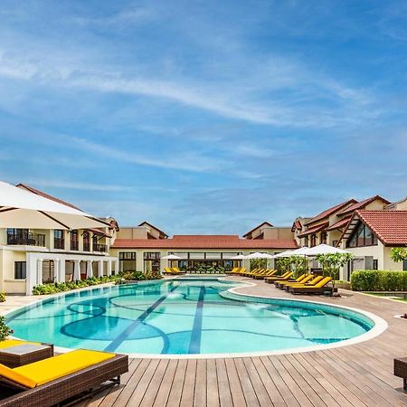 ホテル Fairfield By Marriott Goa ベナウリム エクステリア 写真