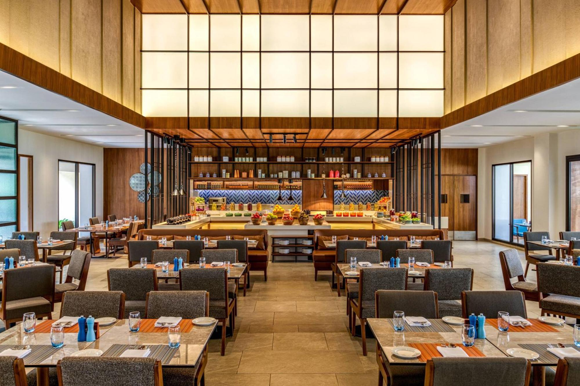 ホテル Fairfield By Marriott Goa ベナウリム エクステリア 写真