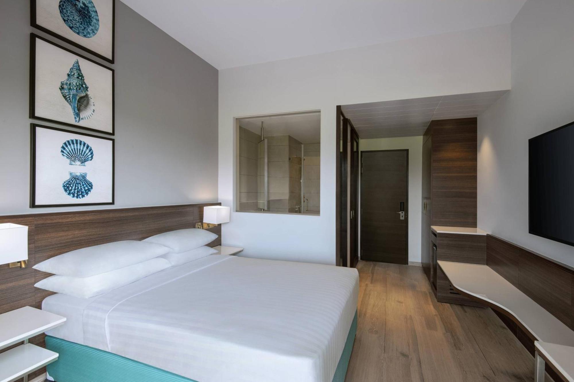 ホテル Fairfield By Marriott Goa ベナウリム エクステリア 写真