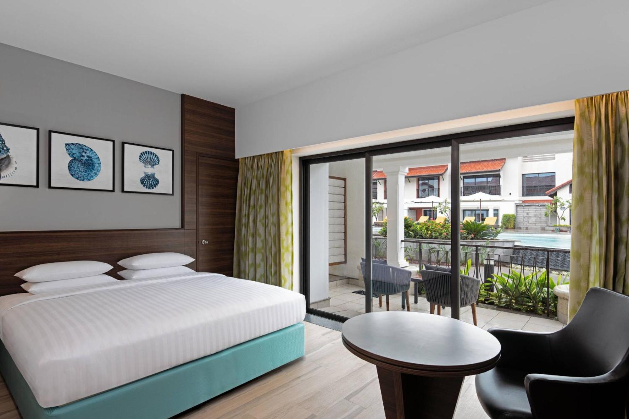 ホテル Fairfield By Marriott Goa ベナウリム エクステリア 写真