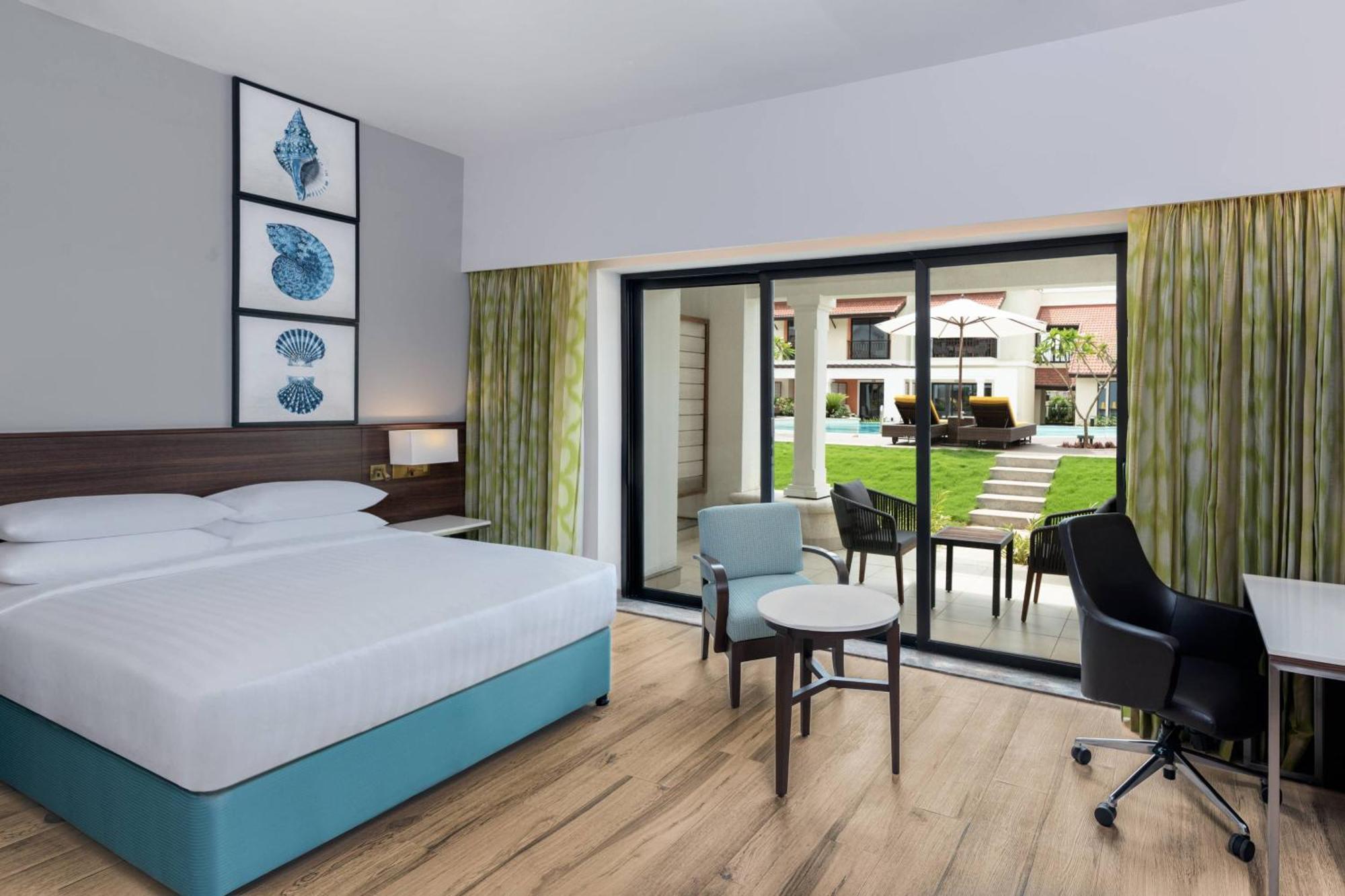 ホテル Fairfield By Marriott Goa ベナウリム エクステリア 写真